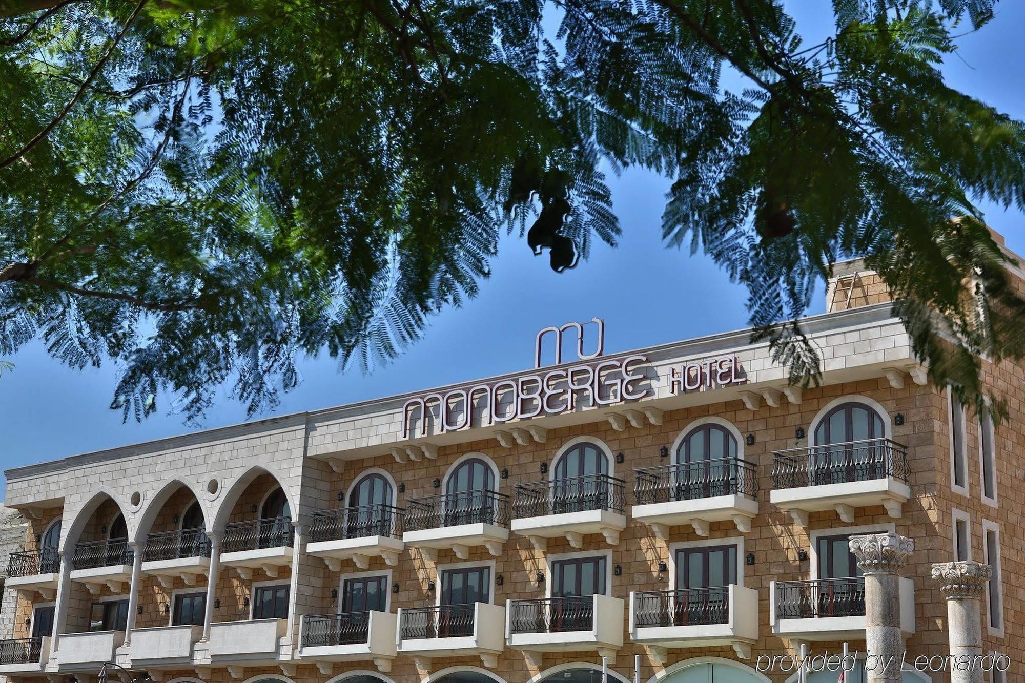 Monoberge Hotel Byblos Eksteriør bilde