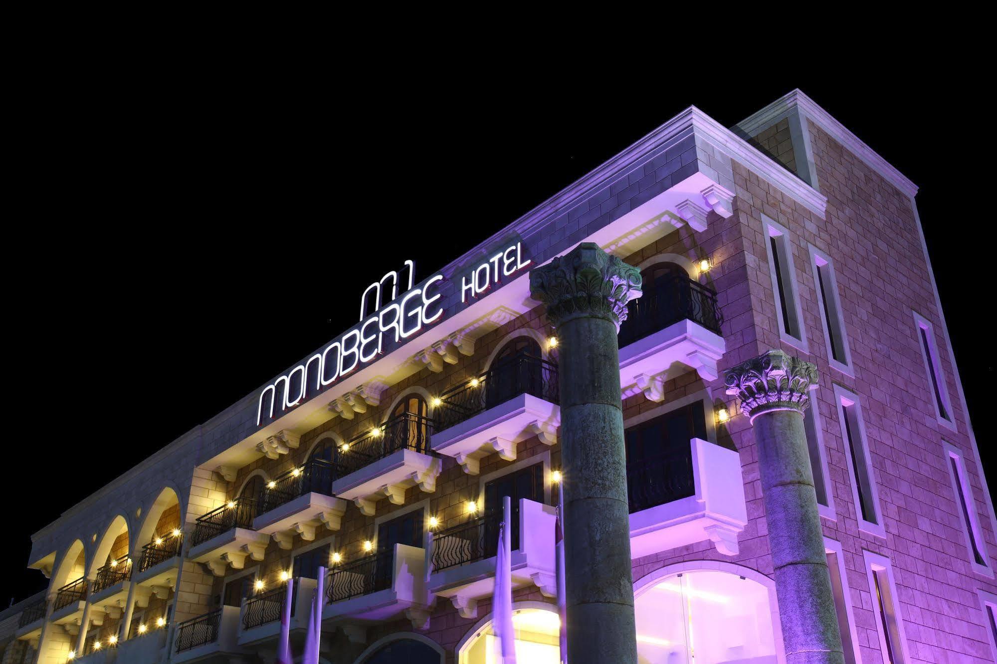 Monoberge Hotel Byblos Eksteriør bilde